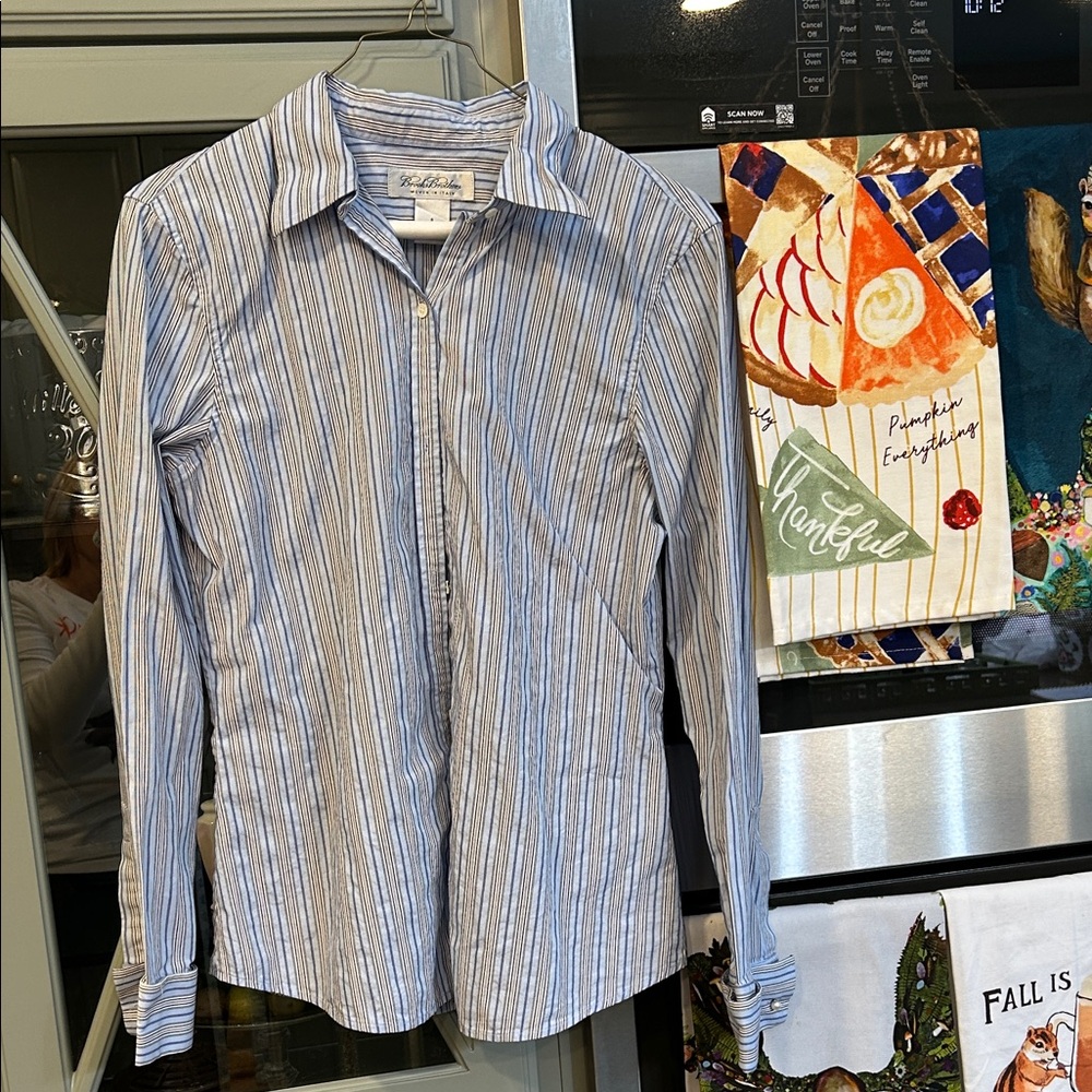 Brooks Brothers Women's Blue Striped Cotton Blouse Pearl Buttons 6